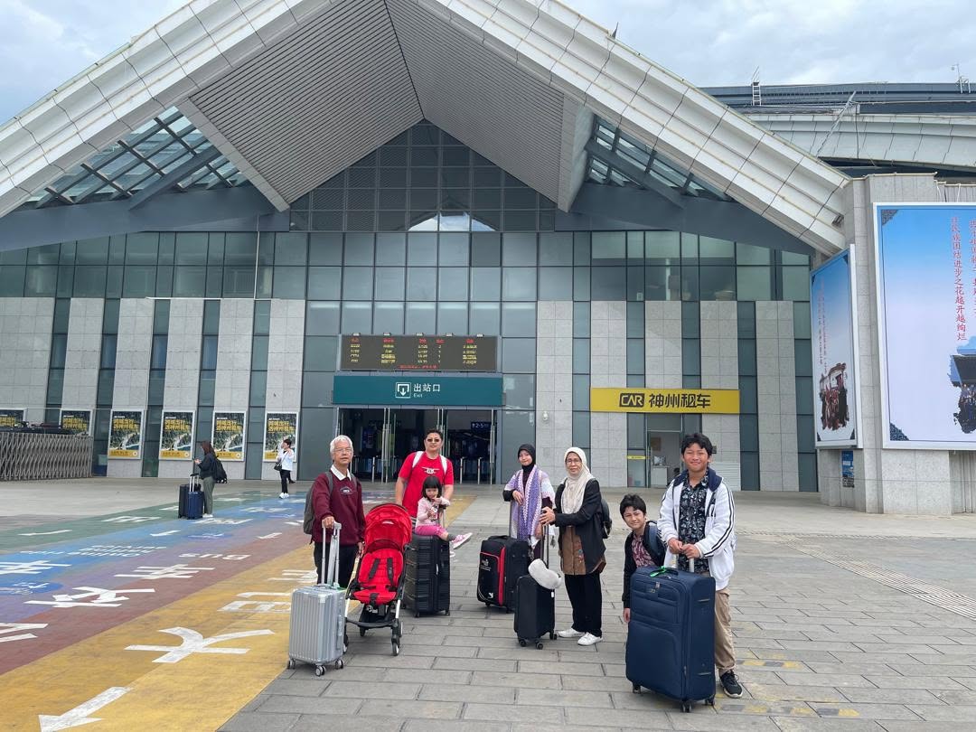 Family Travel Packing List: How We Fit 8 People in 4 Bags