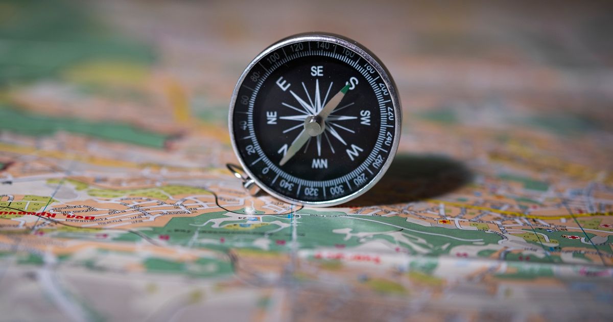 Best Prayer & Qibla Apps for Muslim Travelers