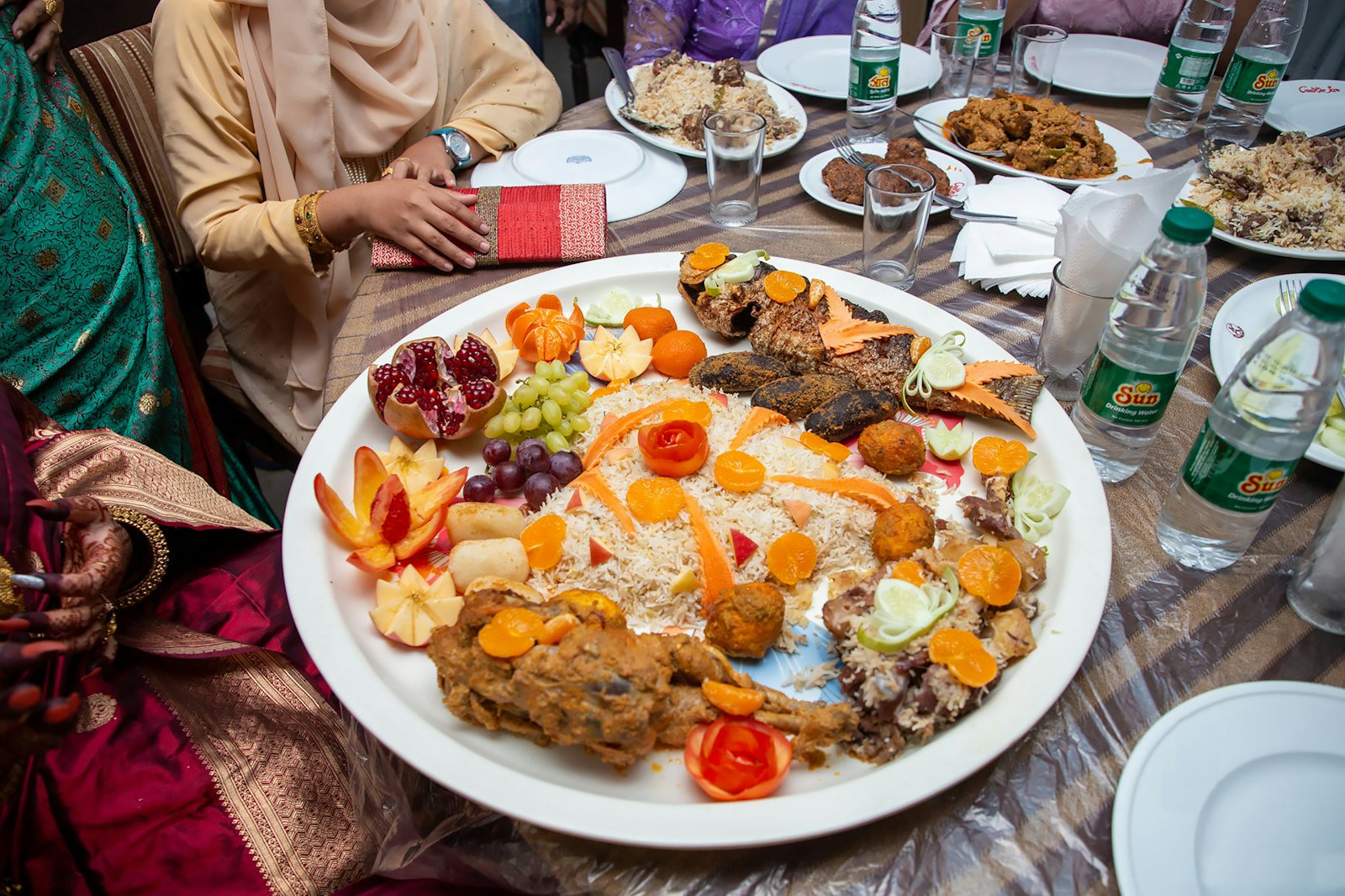 Finding Halal Food When Traveling: A Family’s Real Approach